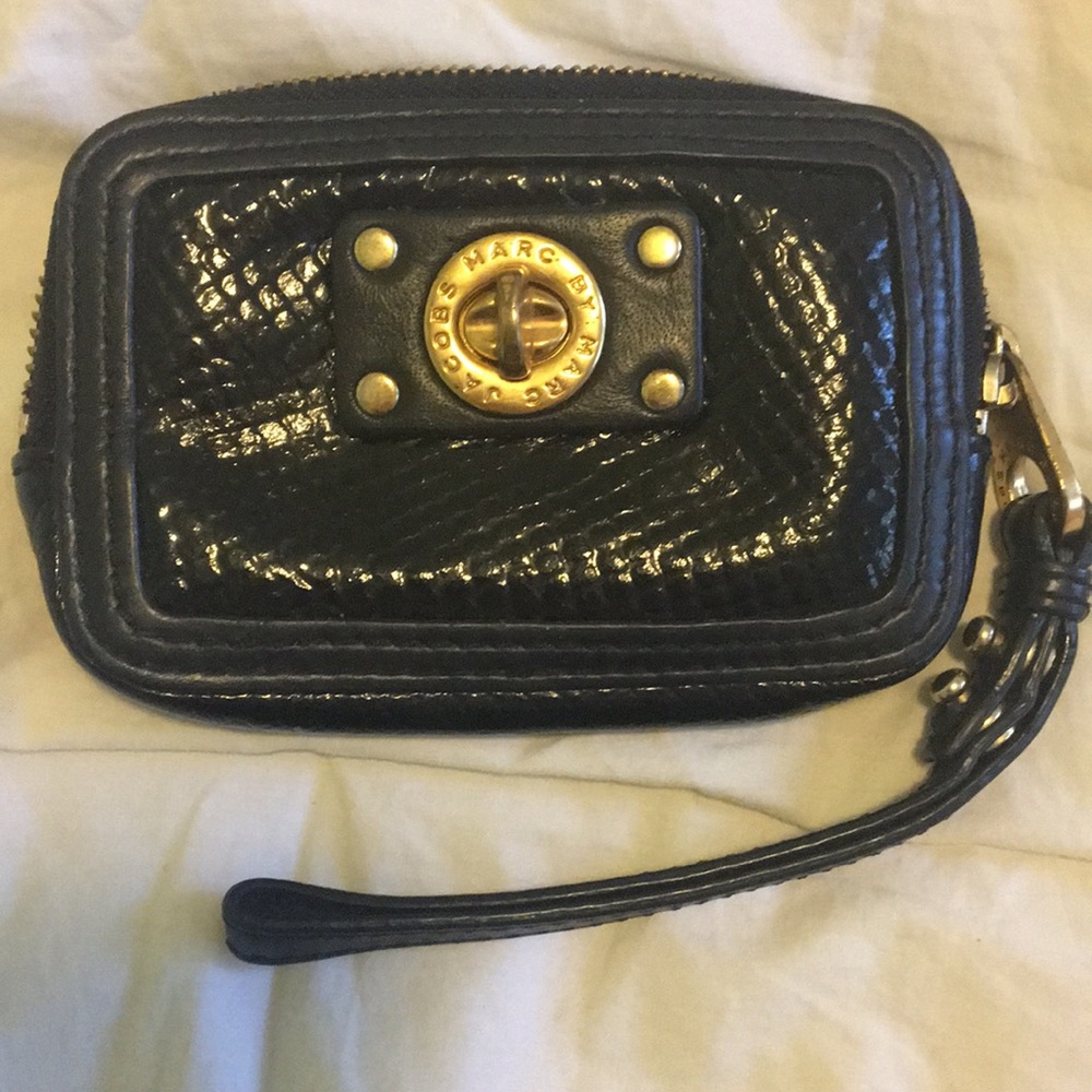 Marc Jacobs Turnlock Wristlet Wallet Black